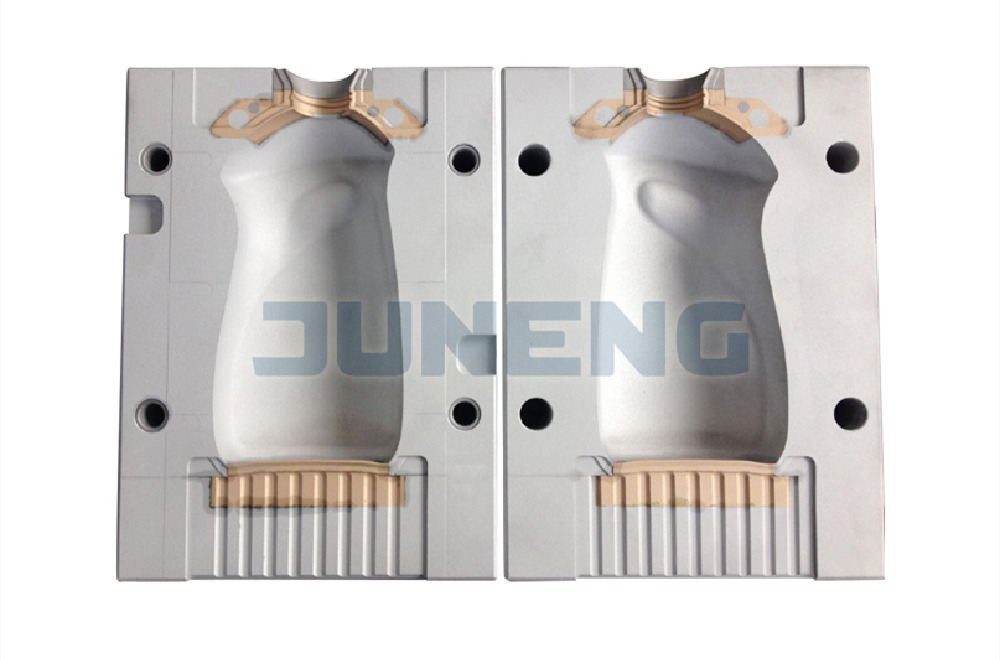 Extrusion Blow Molds 2