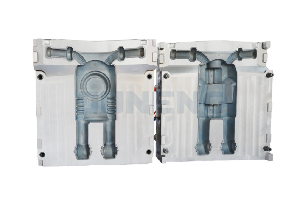 Extrusion Blow Molds 7